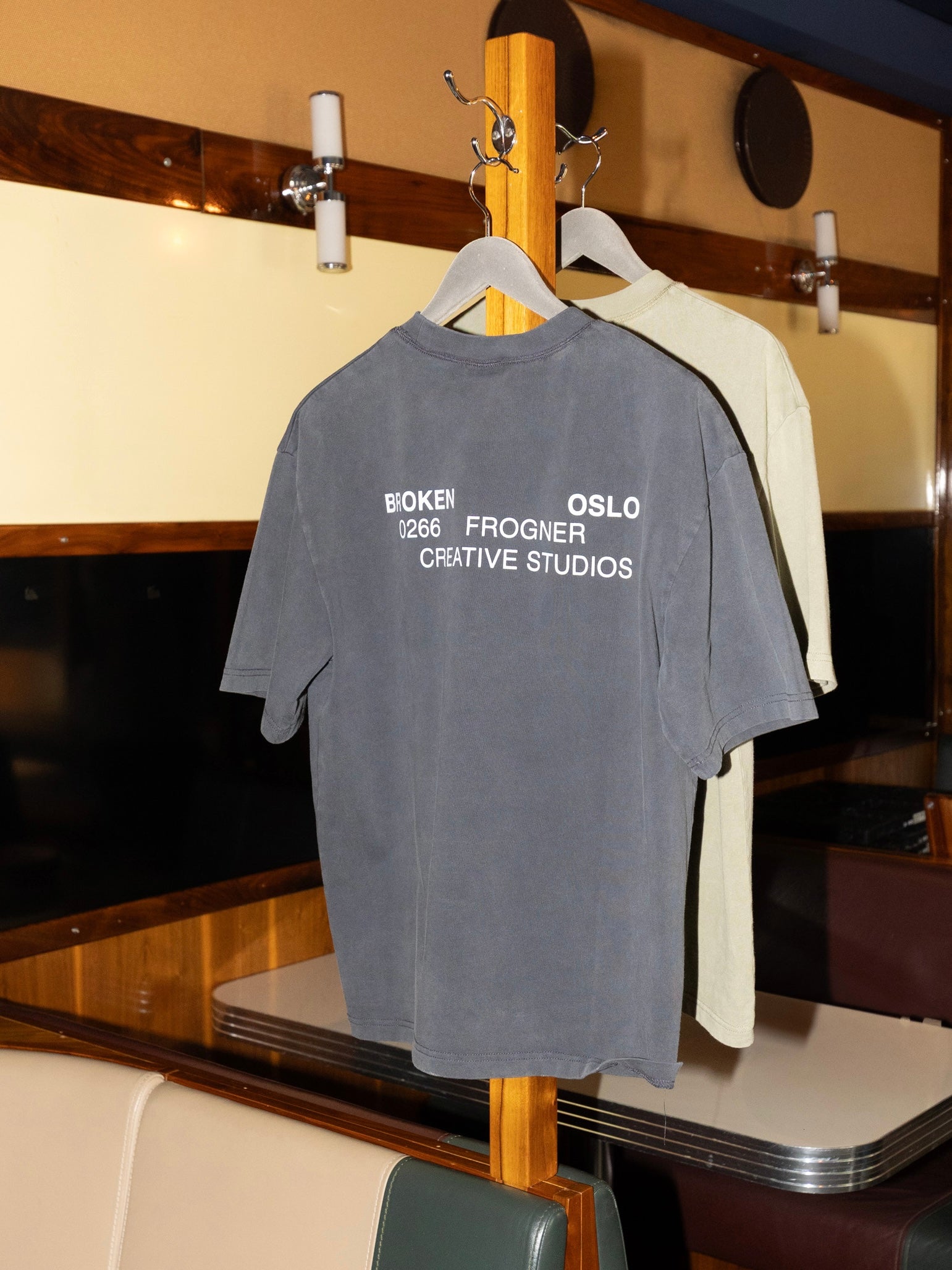 CITY T-SHIRT GREY