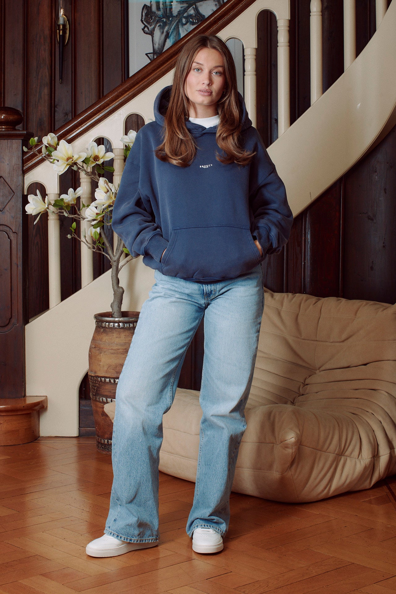 VINTAGE NAVY HOODIE