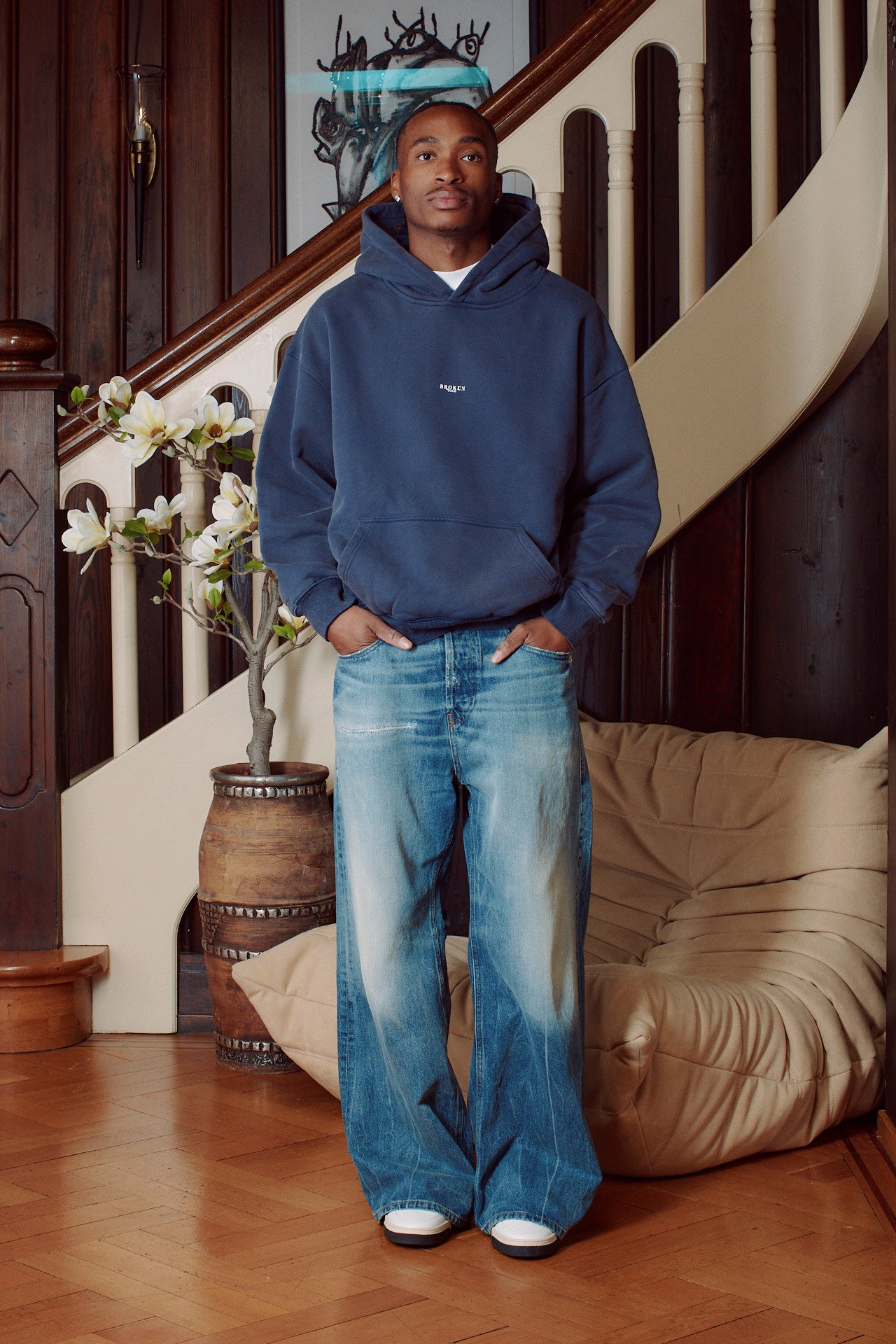 VINTAGE NAVY HOODIE