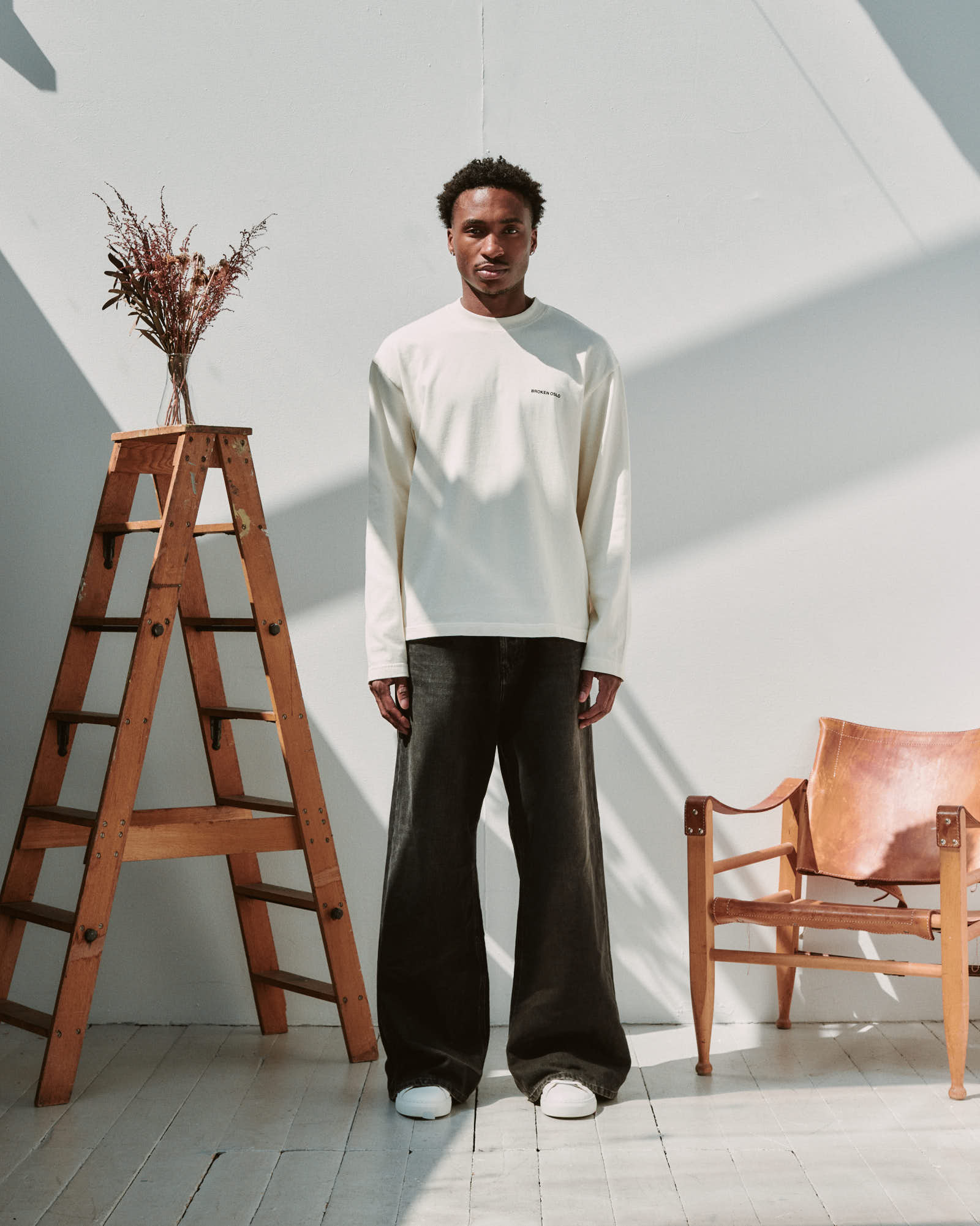 SIGNATURE LONGSLEEVE OFF-WHITE