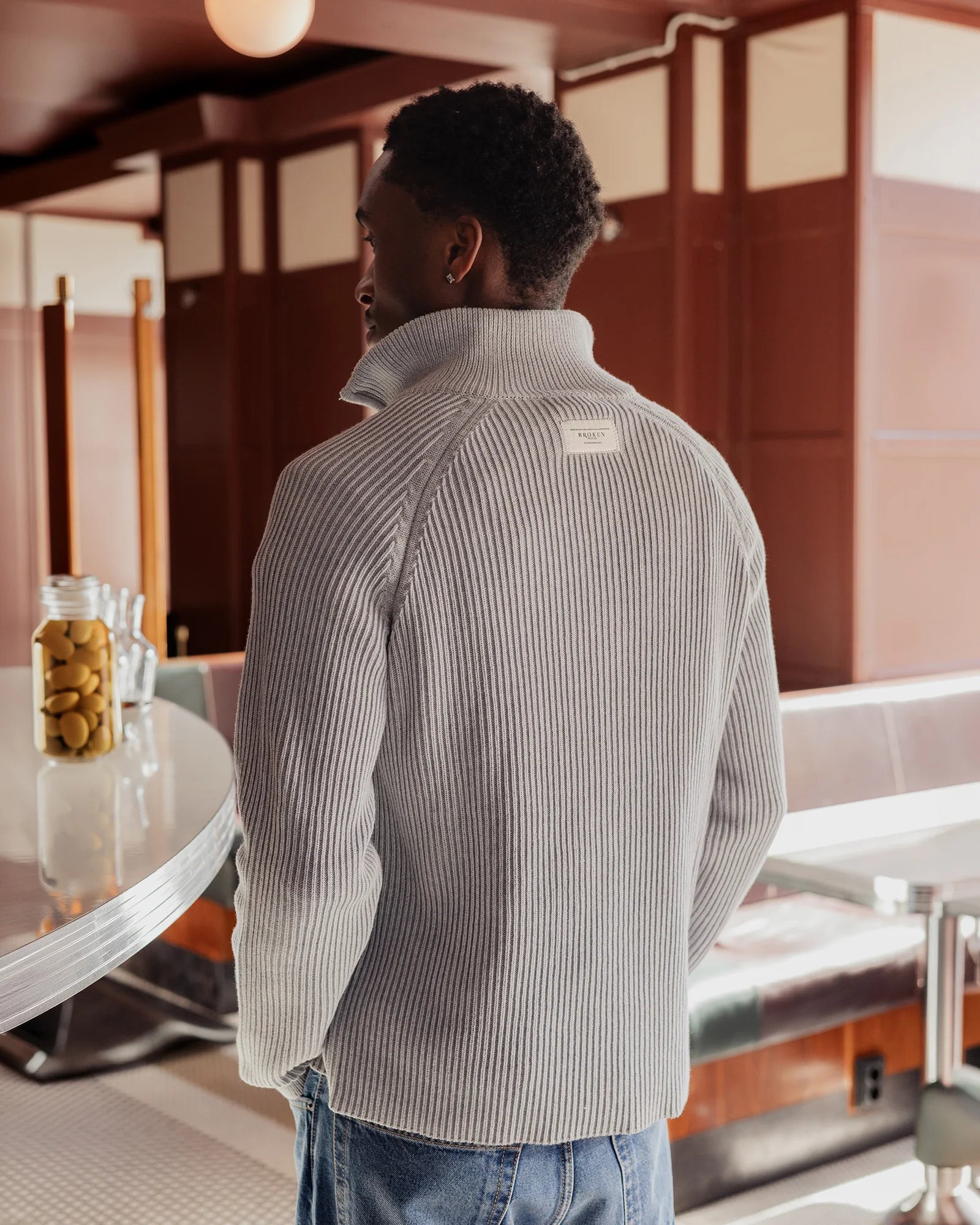 KNITTED CARDIGAN GREY