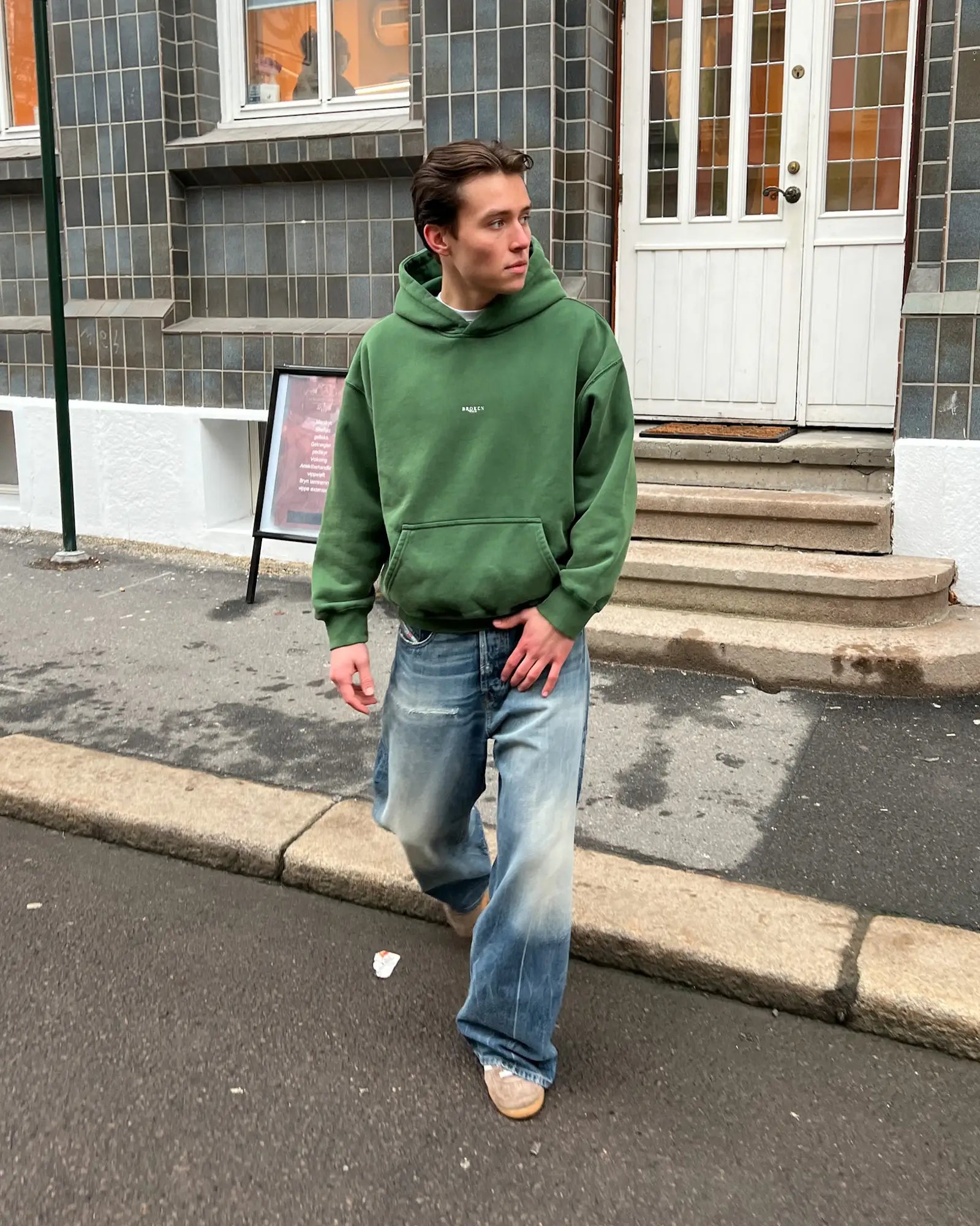 VINTAGE GREEN HOODIE