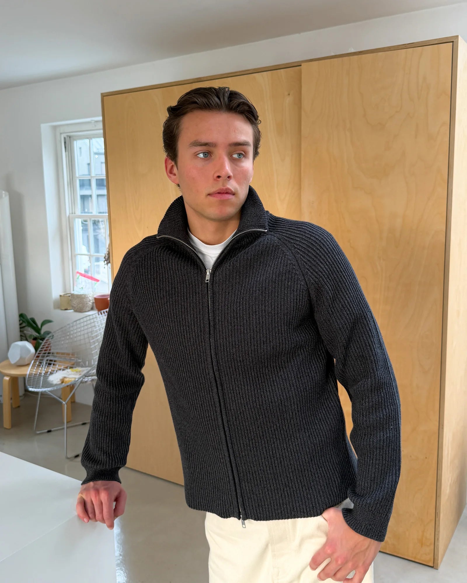 KNITTED CARDIGAN BLACK TWO-TONE