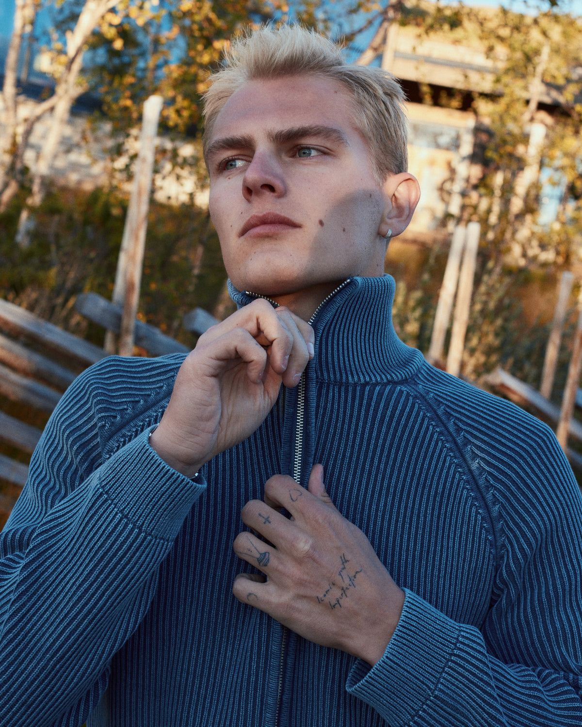 KNITTED CARDIGAN NAVY